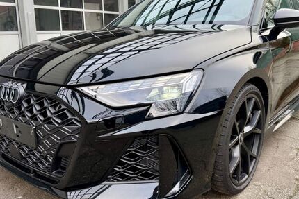 Audi RS3 3.900 km 61.900 &euro; Plön 24306
