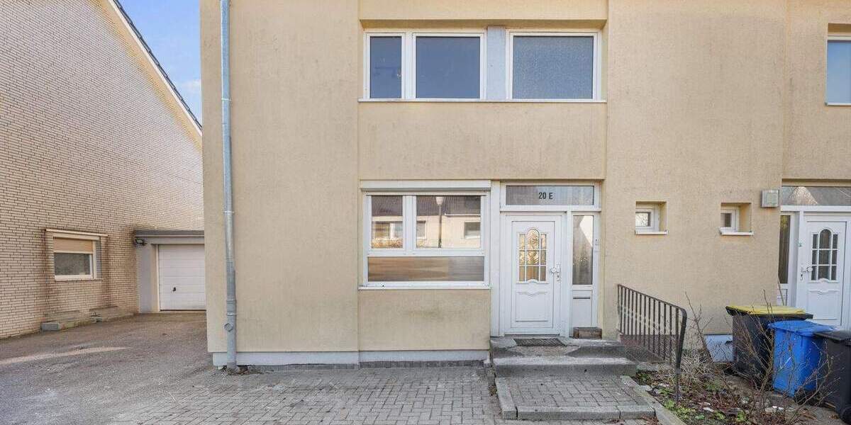 Doppelhaushälfte Neumünster Böcklersiedlung - 4 Zimmer, 100 m&sup2;, 170.000&euro; | Angebot:25427593