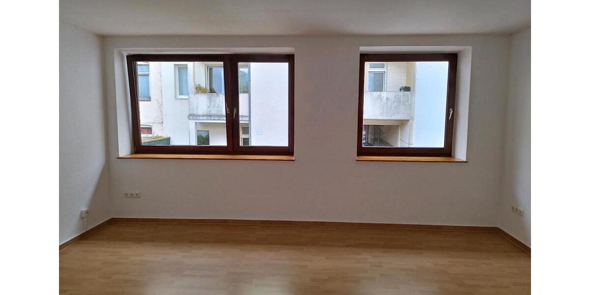 Arbeiten und Wohnen in ruhiger Lage - Nähe Neubau Coop Quartier zimmer