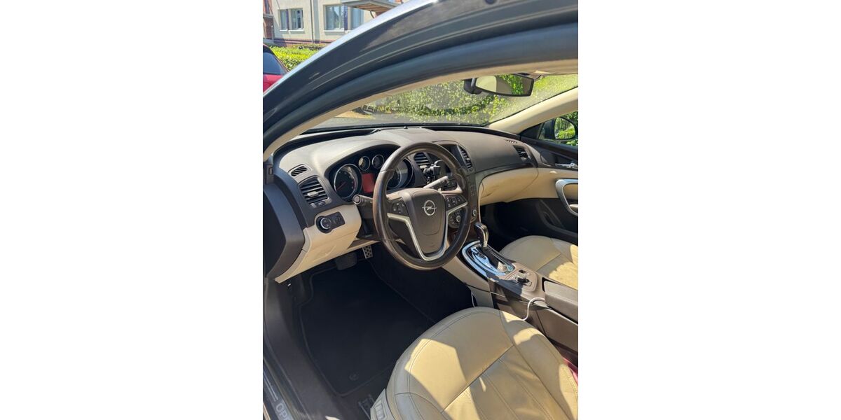 Opel Insignia 220.000 km 3.900 &euro; Plön 24306