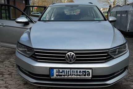 VW Passat 129.000 km 10.222 &euro; Kiel 24145