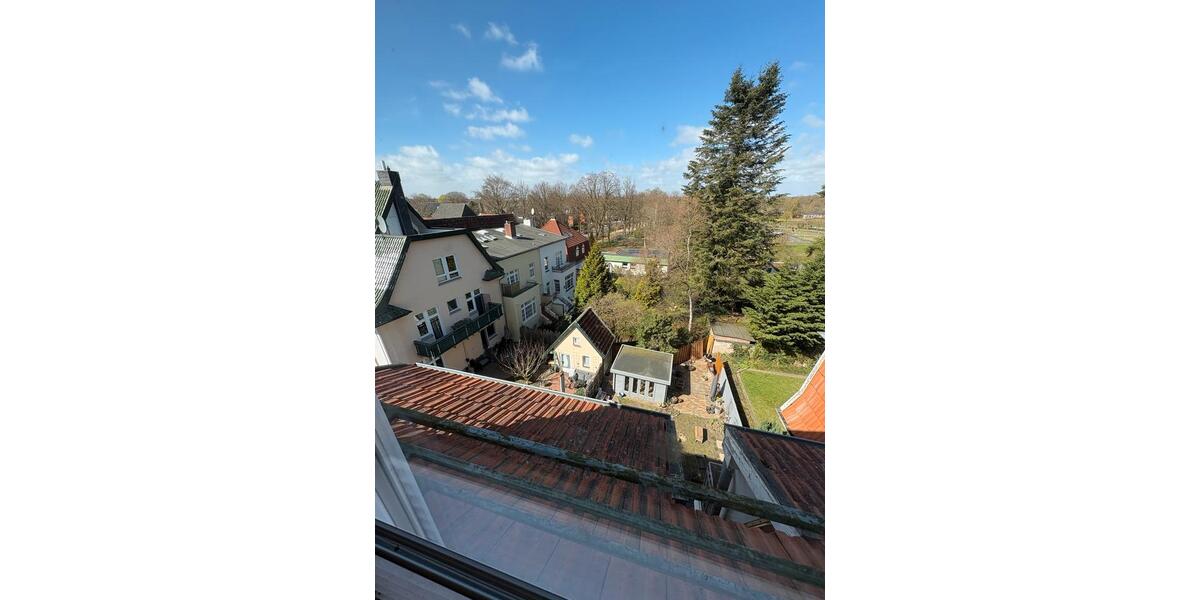 Dachgeschoßwohnung Neumünster - 2 Zimmer, 69 m&sup2;, 887&euro; | Angebot:26098984