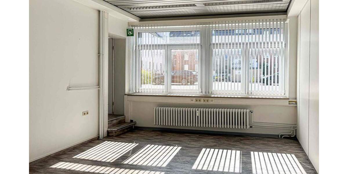 Kiel - zwischen Exerzierplatz und Gerichten - Praxisflächen in gefragter Lage mit Stellplätzen! 6 zimmer