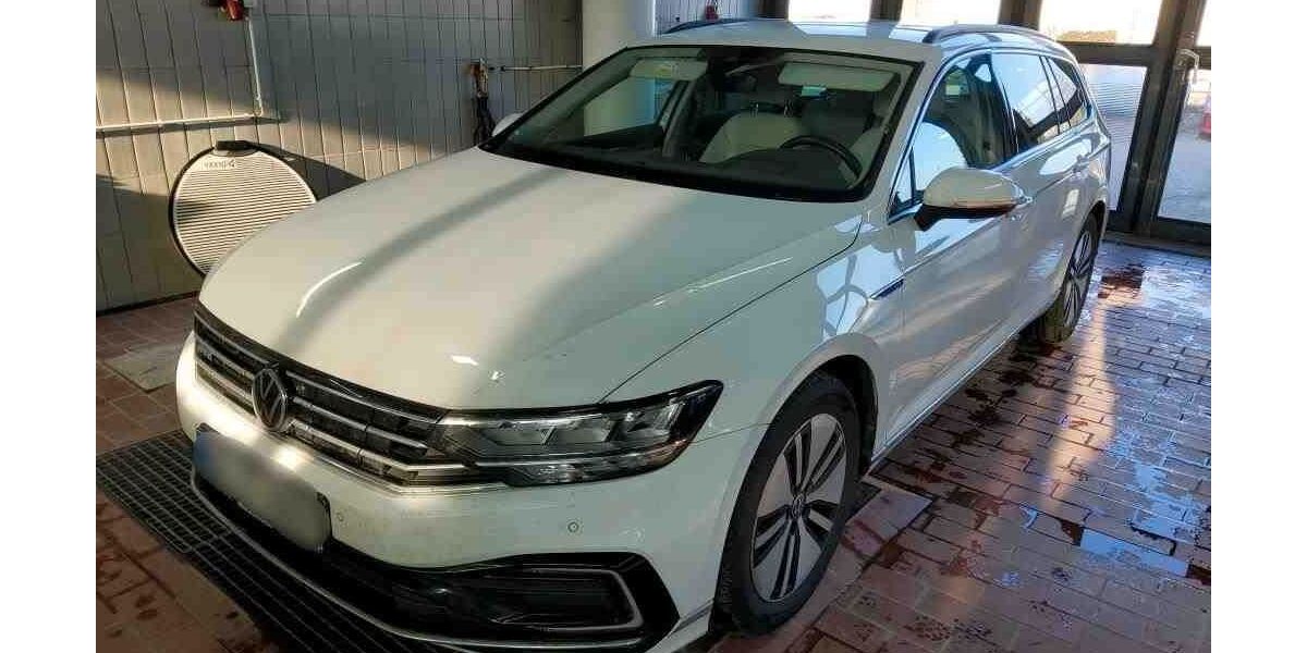 VW Passat 65.956 km 23.980 &euro; Neumünster 24537