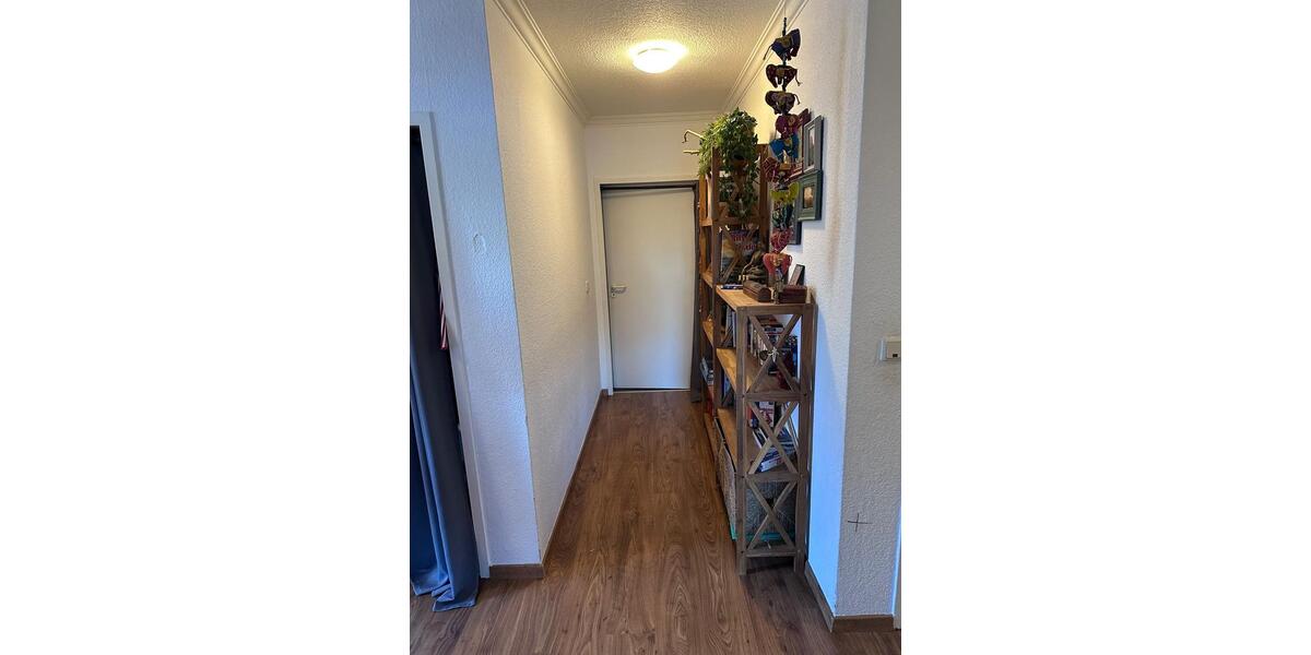 Etagenwohnung Kiel Russee - 4 Zimmer, 120 m&sup2;, 1.350&euro; | Angebot:26596833