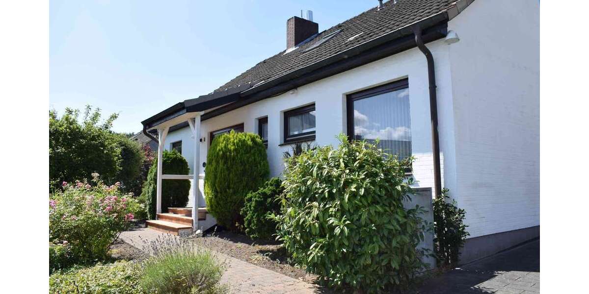 Einfamilienhaus Kiel Hasseldieksdamm - 5 Zimmer, 135 m&sup2;, 1.890&euro; | Angebot:27154207