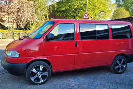 VW T4 Multivan 349.000 km 7.600 &euro; Negenharrie 24625