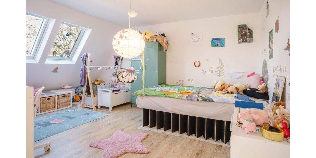 Reihenmittelhaus Kiel Südfriedhof - 3 Zimmer, 91 m&sup2;, 425.000&euro; | Angebot:25704654