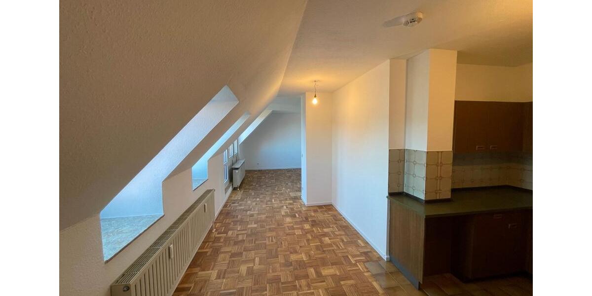 Dachgeschoßwohnung Kiel - 2 Zimmer, 58 m&sup2;, 919&euro; | Angebot:26365086