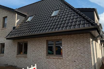 Platz für die ganze Familie! Doppelhaushälfte im Neubau