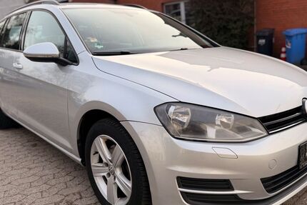 VW Golf 147.000 km 8.900 &euro; Kiel 24146