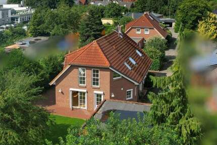 Familientraum mit Pool im beliebten Stadtteil-Einfeld! 7 zimmer