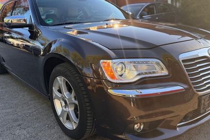 Lancia Thema 275.000 km 8.800 € Kiel 24146