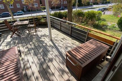 Charmante Wohnung - große Terrasse, Garten, Garagenstellplatz 2 zimmer