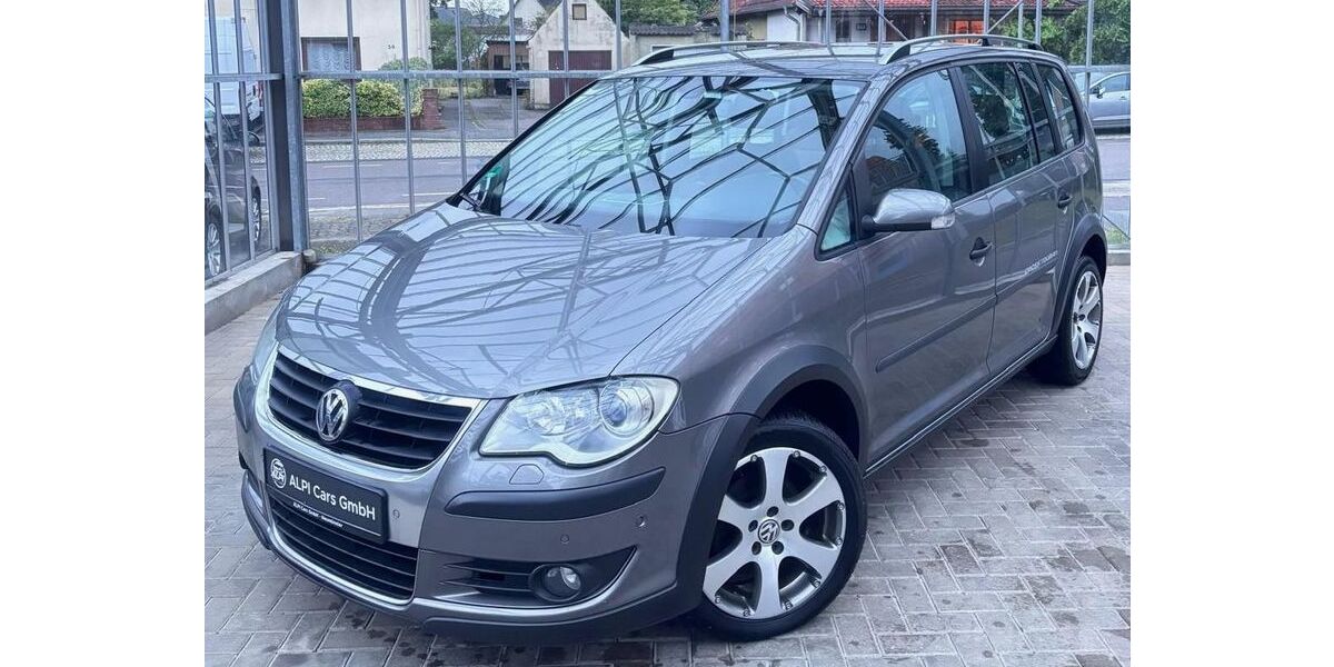 VW Touran 305.129 km 4.950 &euro; Neumünster 24539