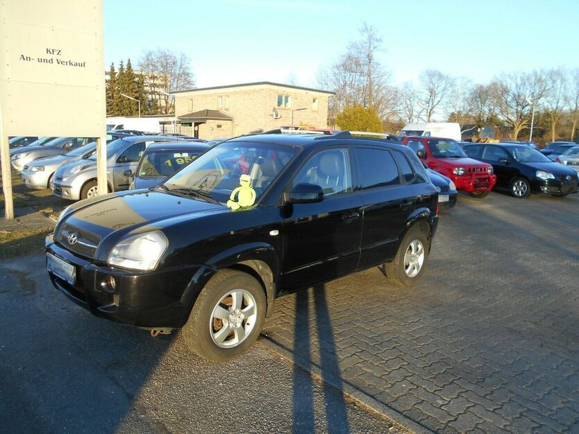 Hyundai TUCSON 224.000 km 5.890 € Neumünster 24539
