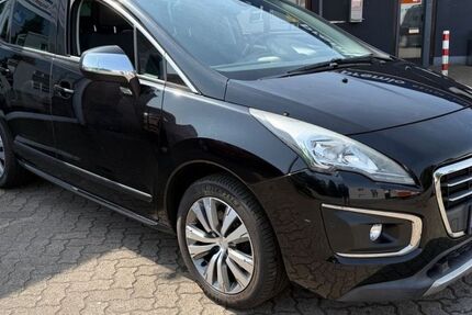 Peugeot 3008 113.000 km 11.990 &euro; Neumünster 24536