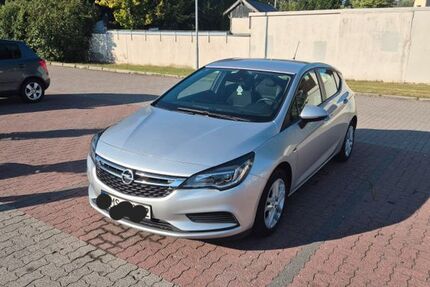 Opel Astra 168.000 km 8.100 &euro; Neumünster 24534
