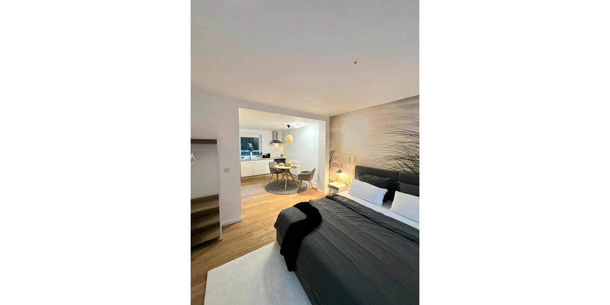 Terrassenwohnung Kiel - 1 Zimmer, 36 m&sup2;, 1.250&euro; | Angebot:26658637