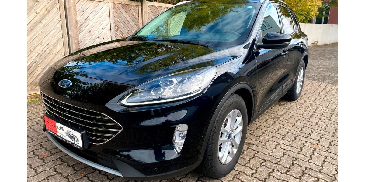 Ford Kuga 81.000 km 19.000 &euro; Neumünster 24536