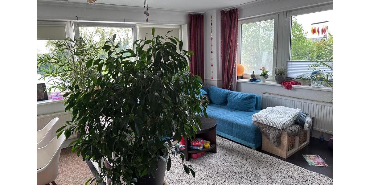 Etagenwohnung Kiel Russee - 4 Zimmer, 120 m&sup2;, 1.350&euro; | Angebot:26596833
