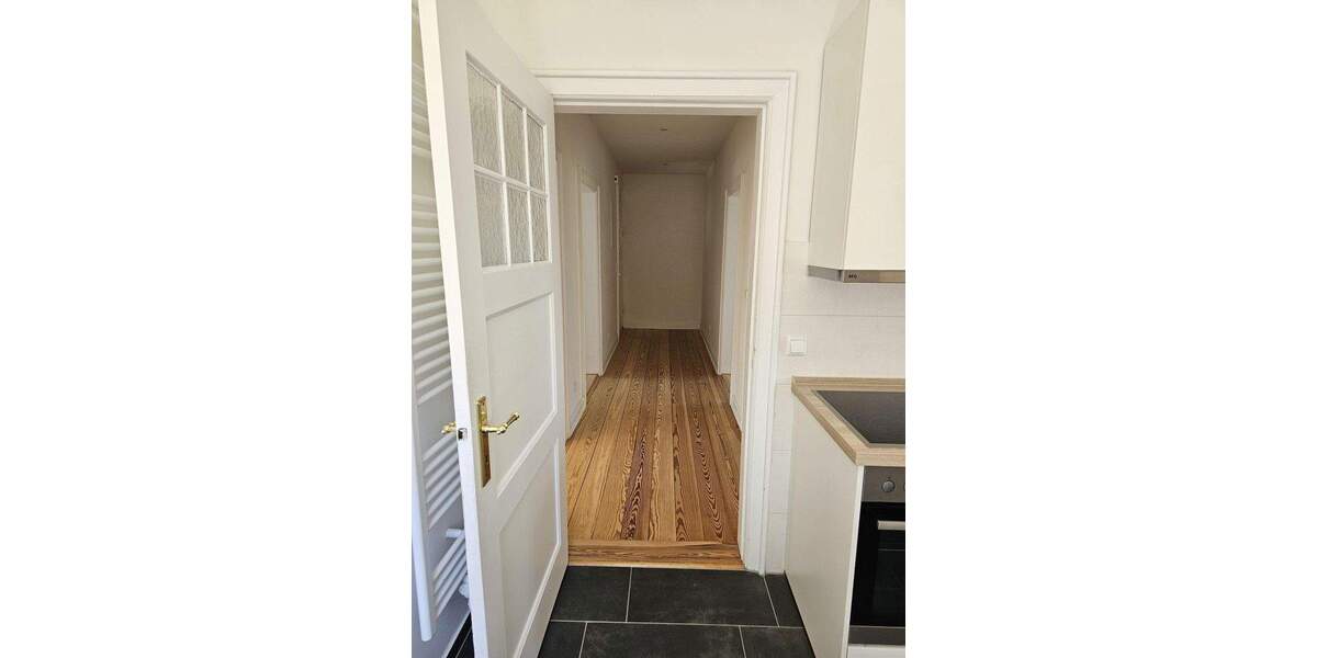 schöne, modernisierte 3 Zimmer Altbauwohnung mit Balkon 3 zimmer