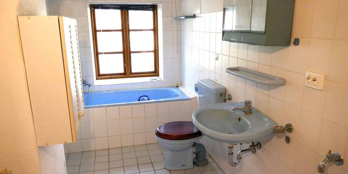 Mehrfamilienhaus, Wohnhaus Felde - 7 Zimmer, 146 m&sup2;, 299.000&euro; | Angebot:26362947