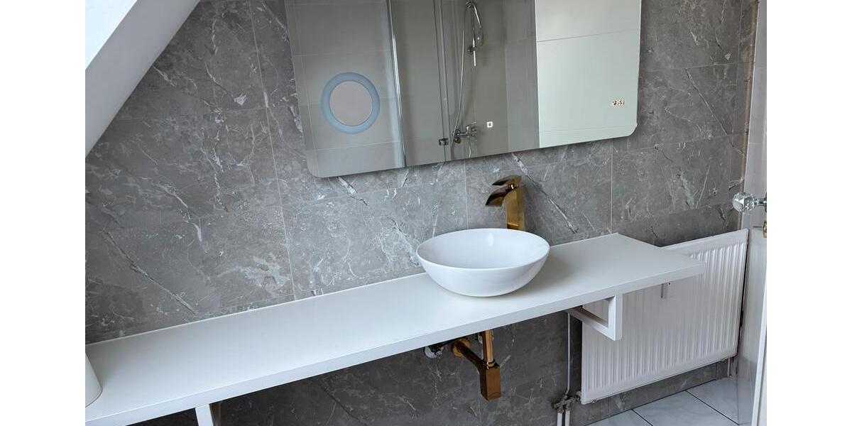 3-Zimmer-Wohnung (79 m²) im OG eines Einfamilienhauses 3 zimmer