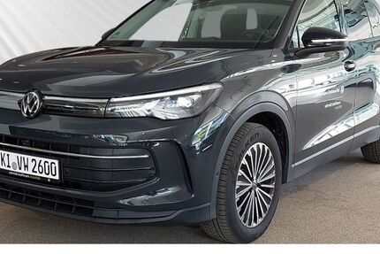 VW Tiguan 12.000 km 36.980 &euro; Kiel 24114