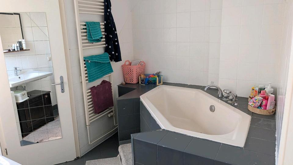 Reihenhaus Kiel Südfriedhof - 35 Zimmer, 85 m&sup2;, 221.000&euro; | Angebot:26075539