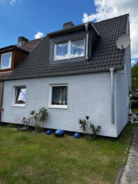 Haus zum Kaufen in Neumünster 225.000 € 90 m²