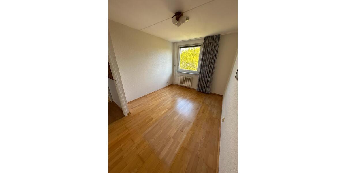 Etagenwohnung Kronshagen - 4 Zimmer, 88 m&sup2;, 258.000&euro; | Angebot:26480261