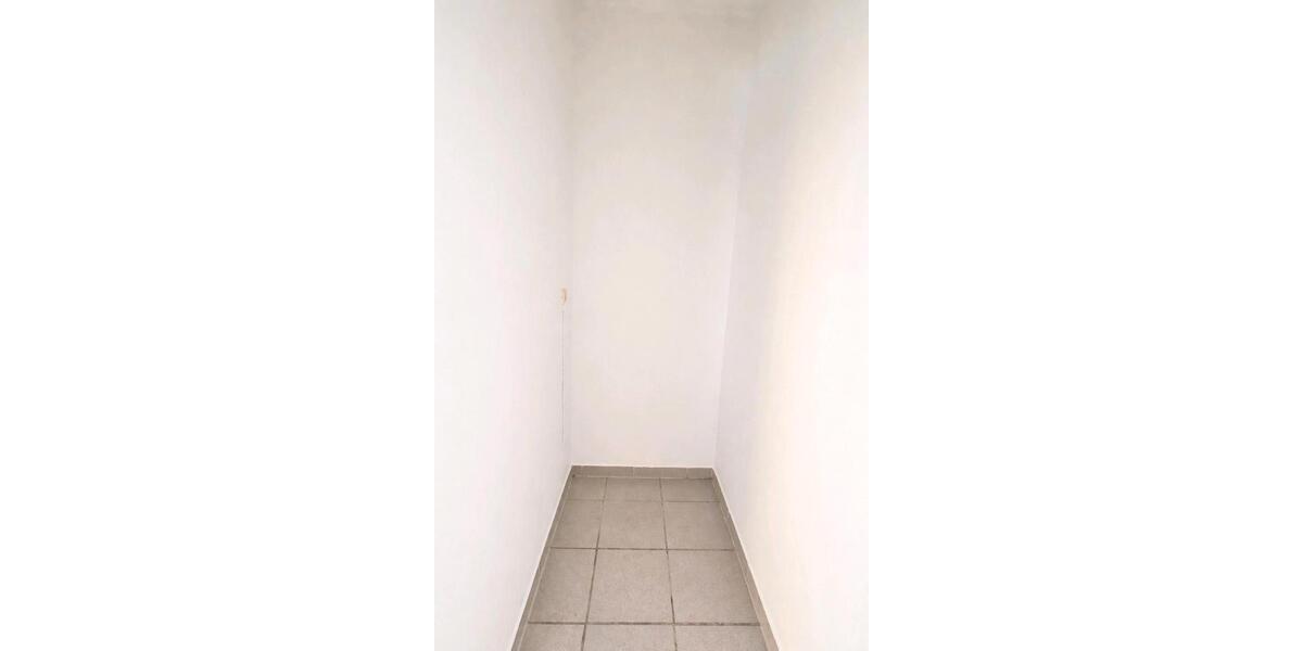 Hochparterre Neumünster - 4 Zimmer, 118 m&sup2;, 1.195&euro; | Angebot:26169851