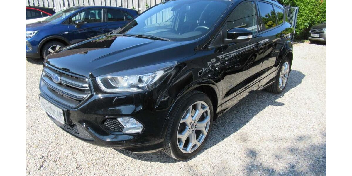 Ford Kuga 62.000 km 17.950 &euro; Gettorf 24214