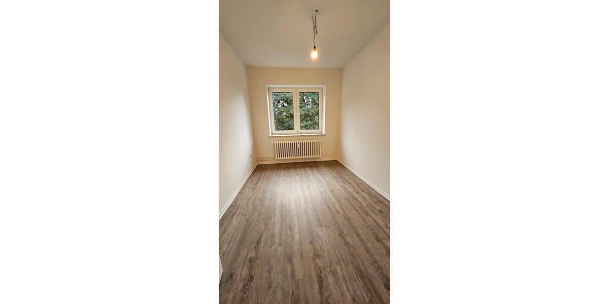 Etagenwohnung Kiel Neumühlen-Dietrichsdorf - 1.5 Zimmer, 36 m&sup2;, 400&euro; | Angebot:25415934