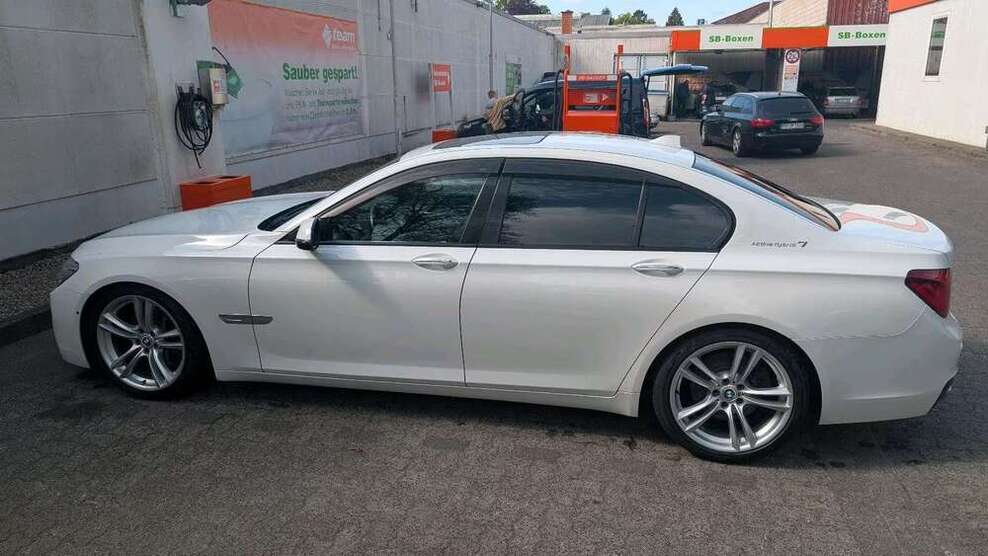 Active Hybrid 7