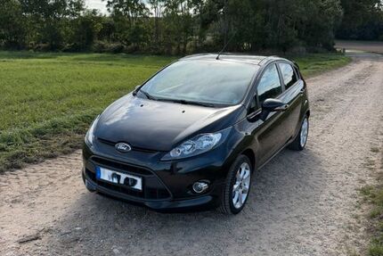 Ford Fiesta 131.835 km 1.999 &euro; Tüttendorf 24214