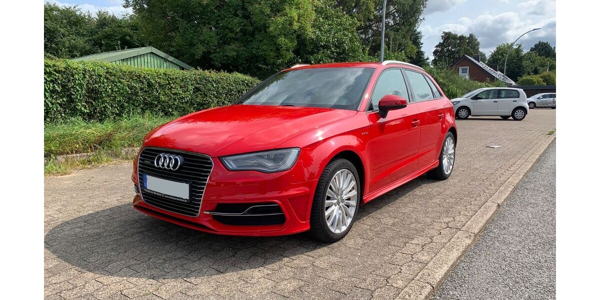 Audi A3 100.000 km 12.500 &euro; Kiel 24105