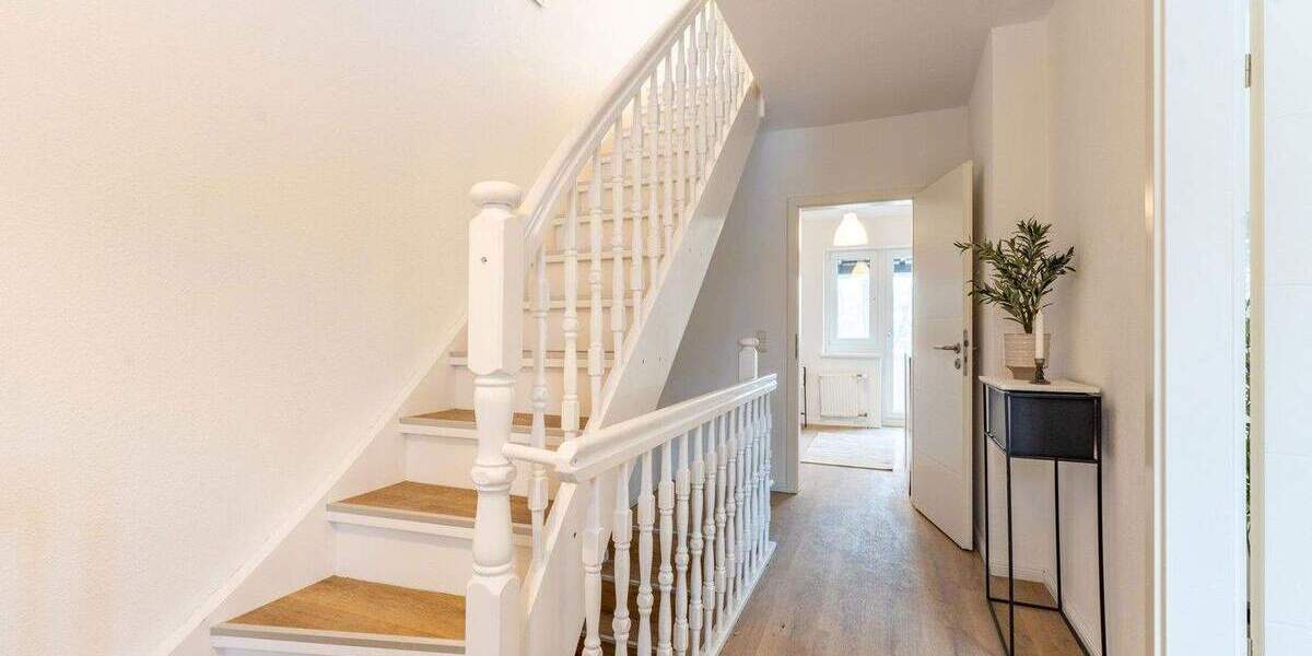 Reihenmittelhaus Kiel Elmschenhagen-Nord - 6 Zimmer, 123 m&sup2;, 419.000&euro; | Angebot:25716429