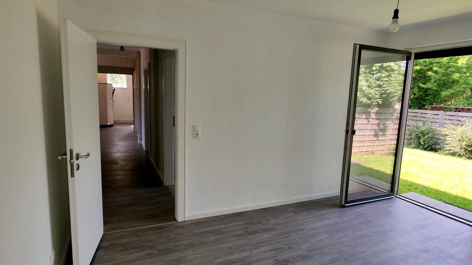 Einfamilienhaus Büdelsdorf - 4 Zimmer, 90 m&sup2;, 260.000&euro; | Angebot:27225371