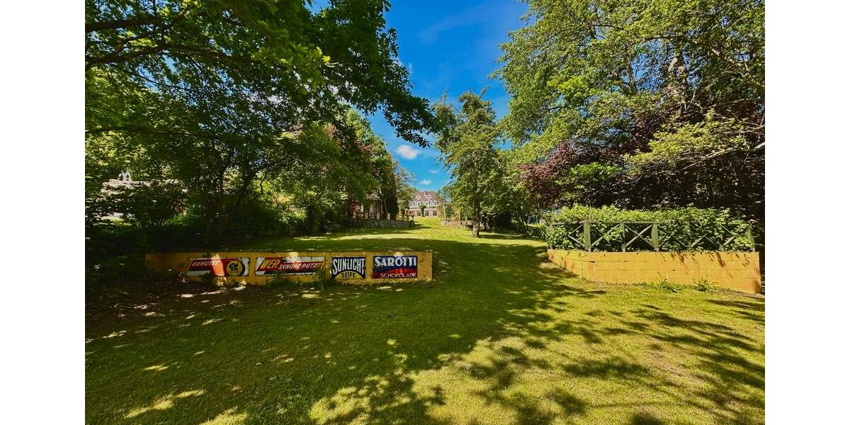 Villa Kiel Russee - 7.5 Zimmer, 280 m&sup2;, 1.590.000&euro; | Angebot:26705721