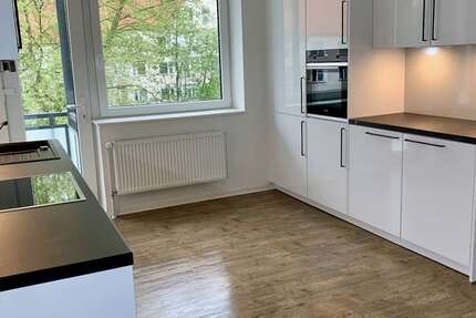 Wohnung Kiel Gaarden-Ost - 3 Zimmer, 85 m&sup2;, 1.100&euro; | Angebot:26631611