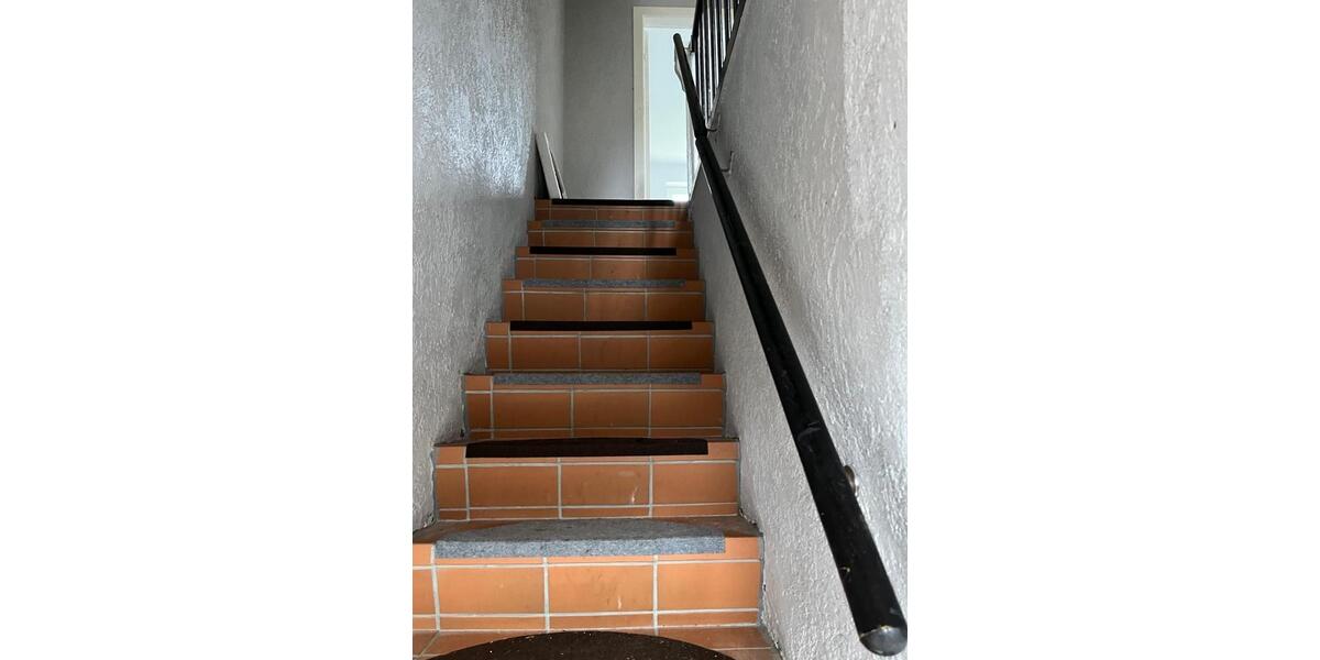 5 Z. Reihenhaus Kiel-Salzburger Str.134 Besichtigung: 14.12.2025 5 zimmer