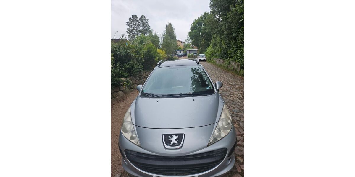 Peugeot 207 205.000 km 800 &euro; Kiel 24146
