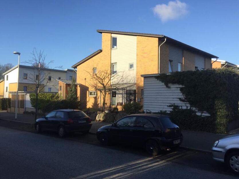 Vermiete Doppelhaushälfte in Kiel-Neumeimersdorf