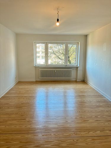 Etagenwohnung Kiel Neumühlen-Dietrichsdorf - 2 Zimmer, 76 m&sup2;, 630&euro; | Angebot:26142444