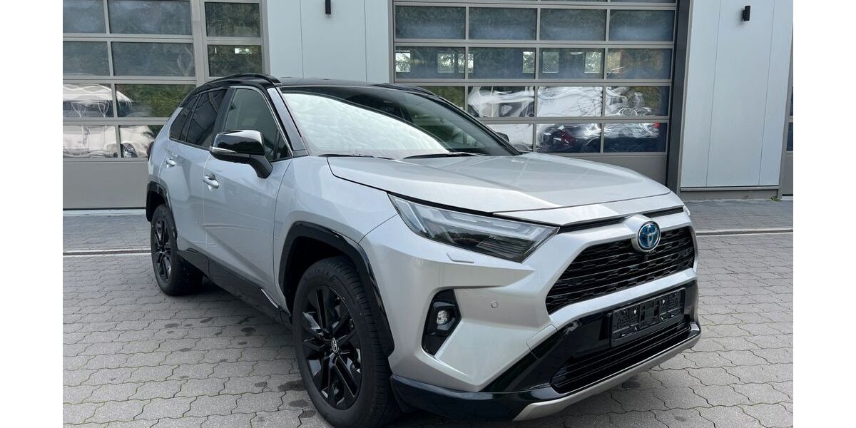 Toyota RAV 4 17.100 km 38.490 € Kiel 24109
