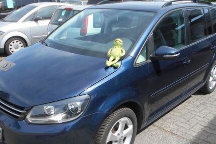 VW Touran 208.000 km 11.450 € Neumünster 24539