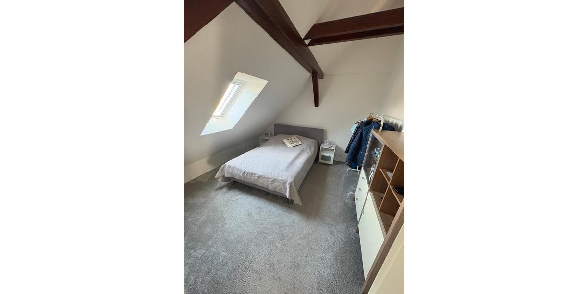 Dachgeschoßwohnung Neumünster - 2 Zimmer, 69 m&sup2;, 887&euro; | Angebot:26098984