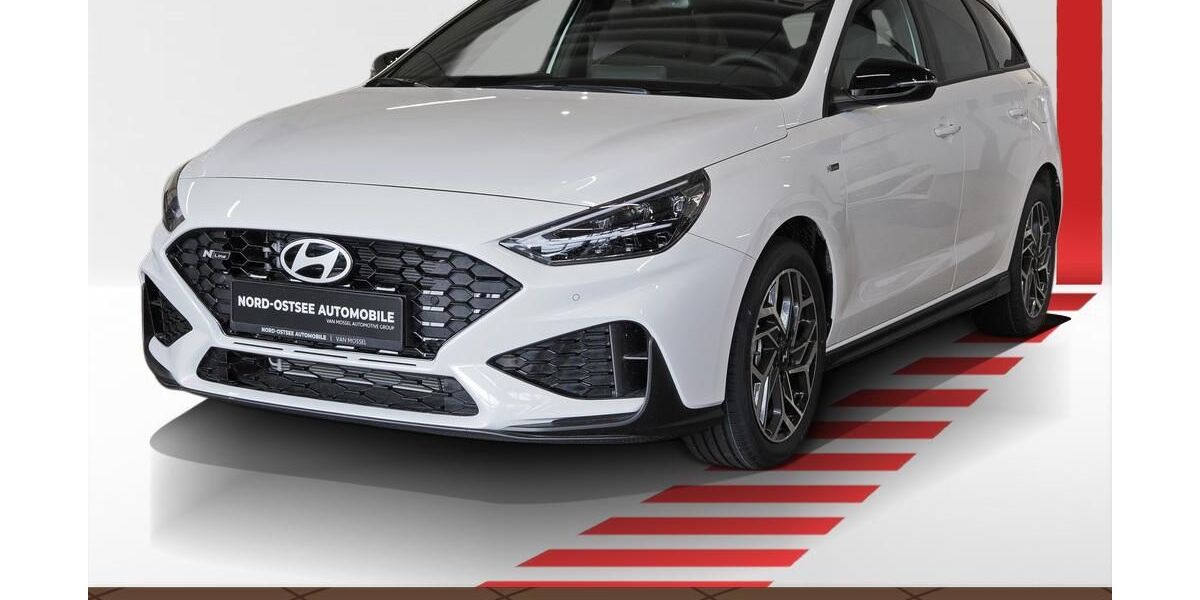 Hyundai i30 4.500 km 25.700 &euro; Neumünster 24536